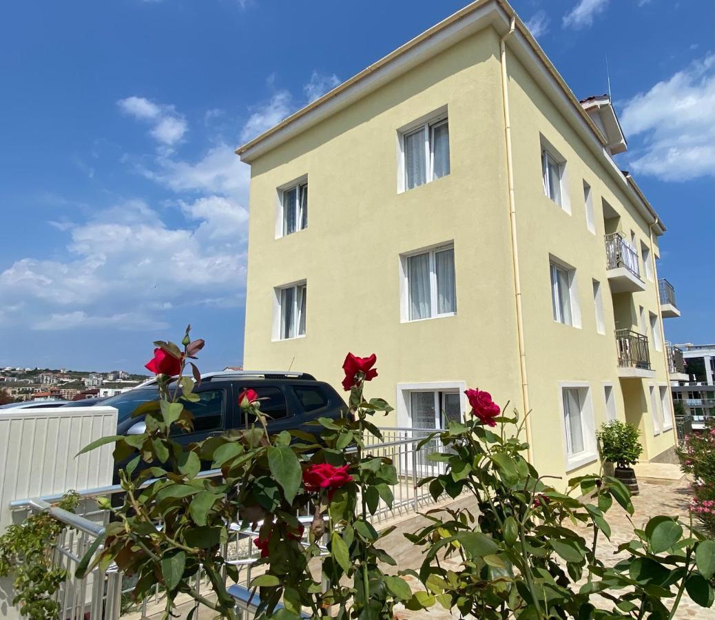 Byala Friendy Sea Apartaments מראה חיצוני תמונה