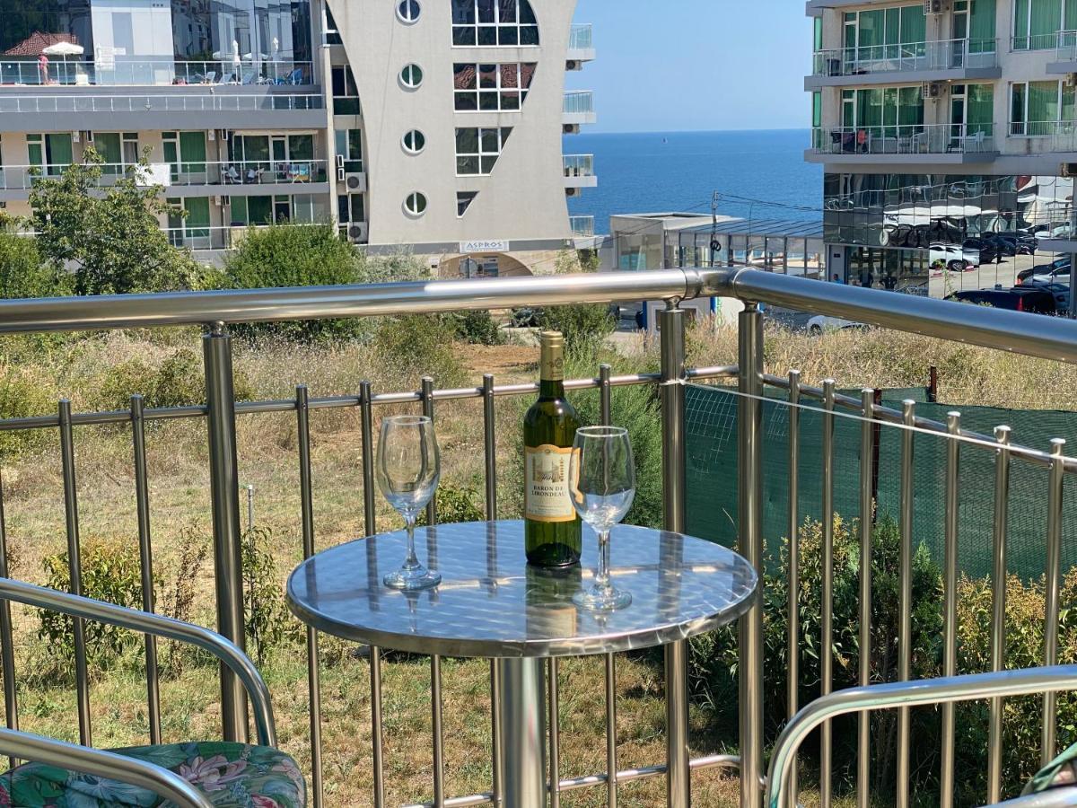Byala Friendy Sea Apartaments מראה חיצוני תמונה